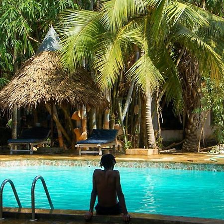 Dianistar Villas Diani Beach Exterior photo